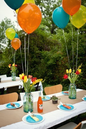 Centro de mesa com balões